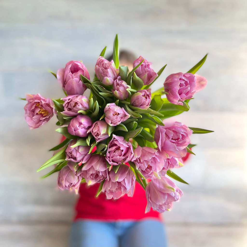 Ramo de tulipanes lilas para enviar a domicilio